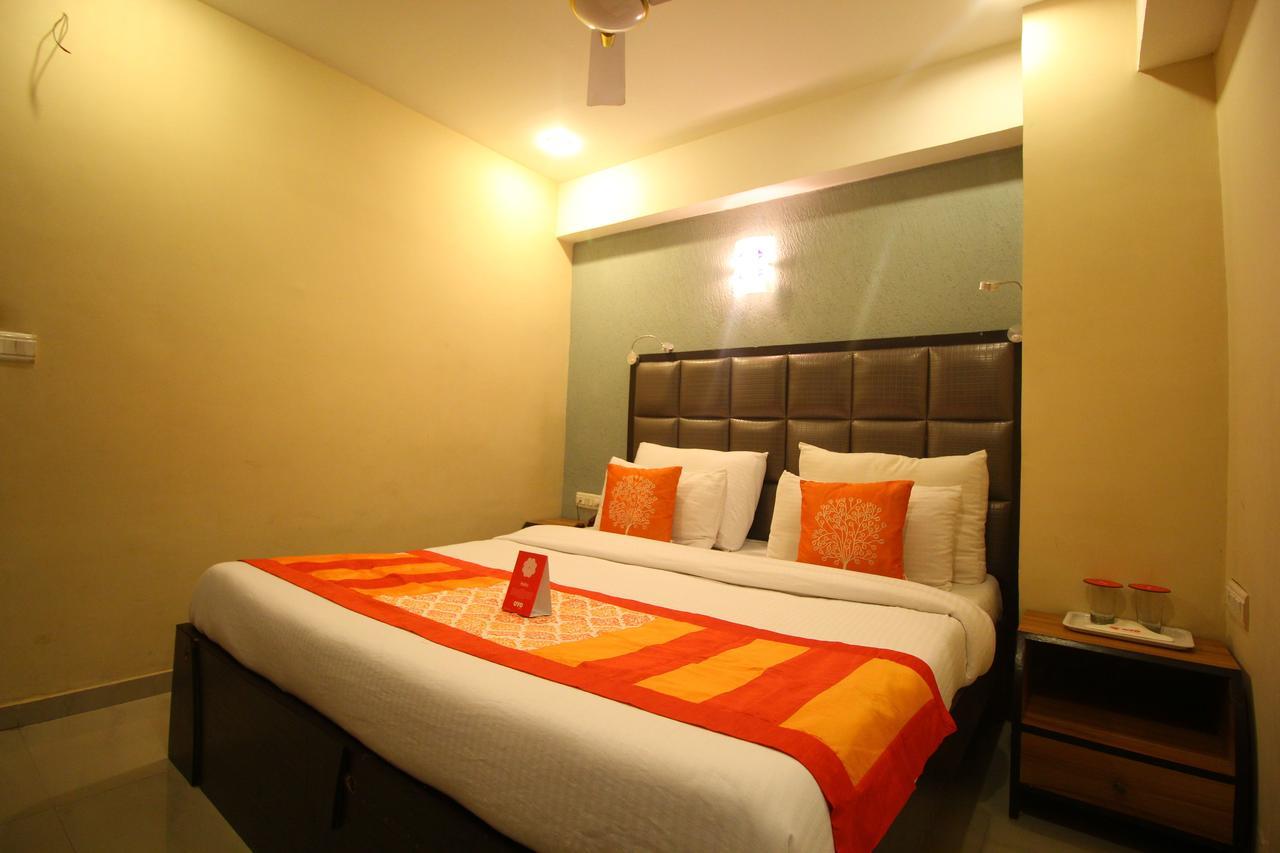 Oyo 8786 Hotel Maan Residency Ahmedabad Exterior photo